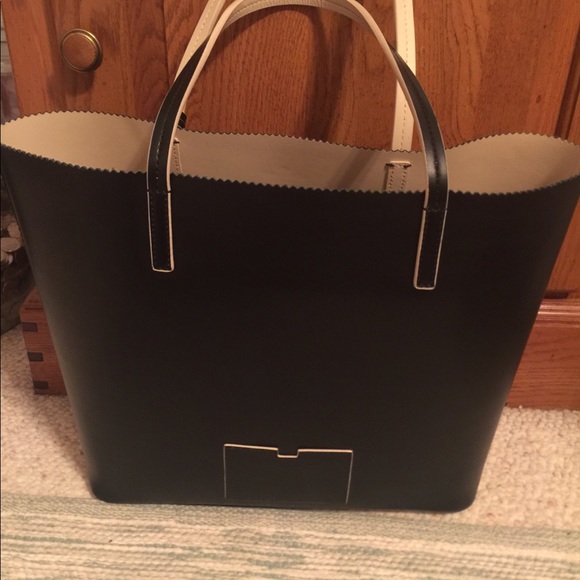 Kate Spade Large Tote - Picture 5 of 7